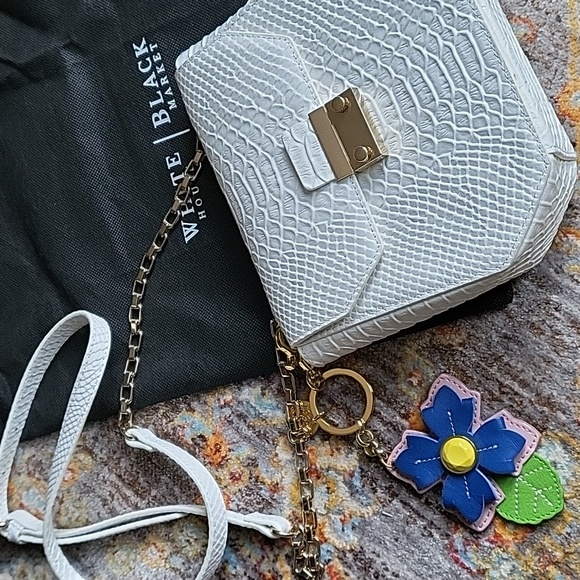 White Snake Embossed White House Black Market Crossbody bag with Braccialini - Picture 8 of 8